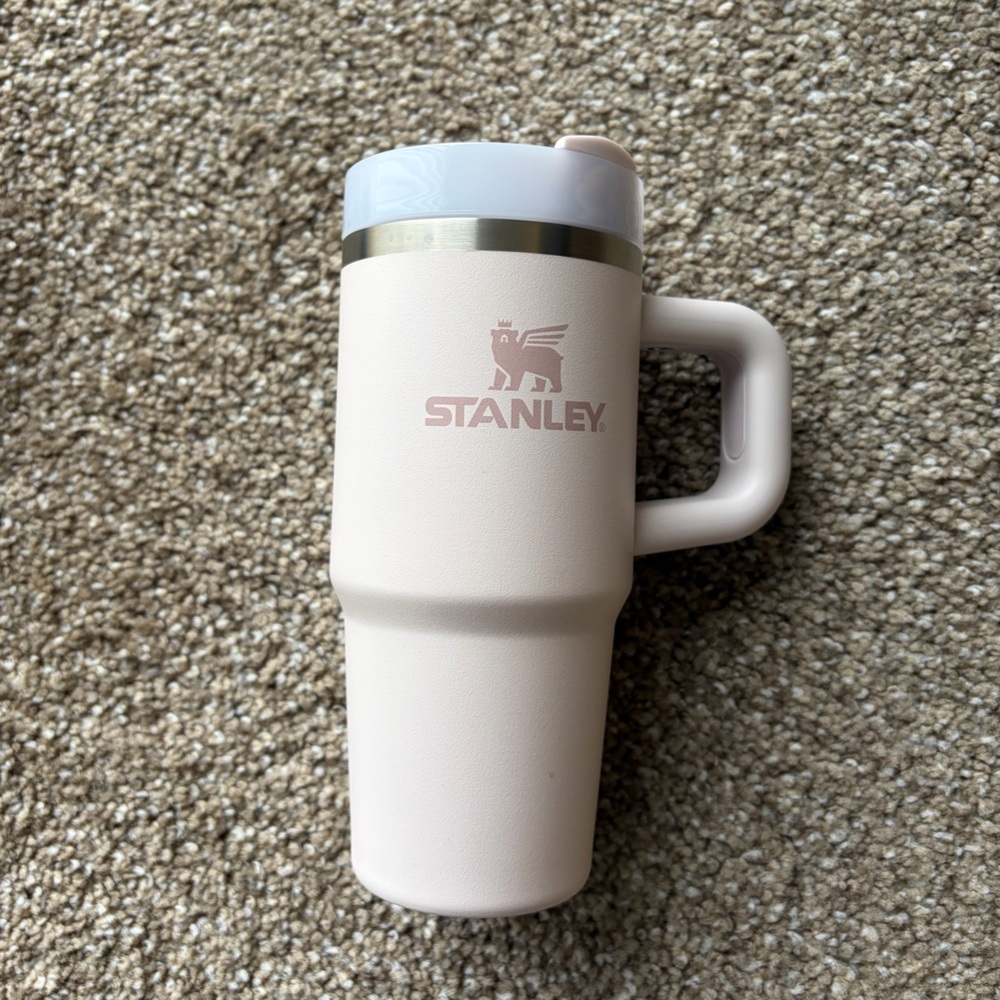 Stanley quencher 14oz